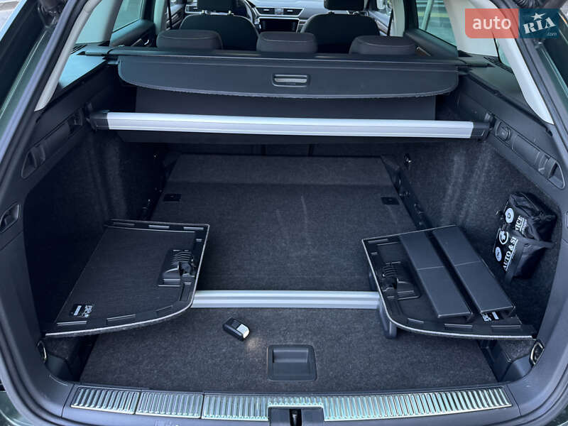 Универсал Skoda Superb Scout 2019 в Киеве фото 35 Универсал Skoda Superb Scout 2019 в Киеве