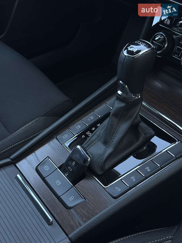 Универсал Skoda Superb Scout 2019 в Киеве фото 39 Универсал Skoda Superb Scout 2019 в Киеве