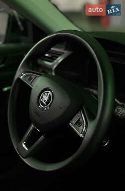 Универсал Skoda Superb Scout 2019 в 