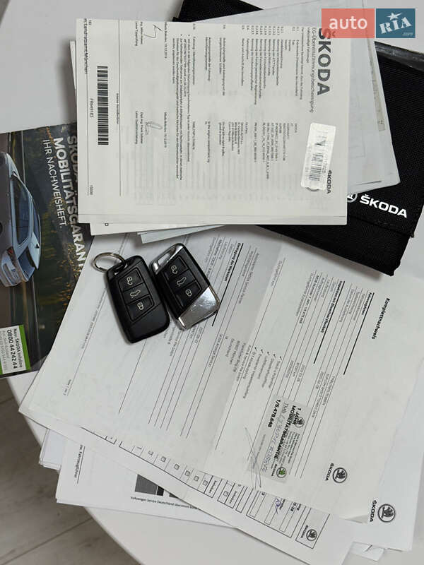 Универсал Skoda Superb Scout 2019 в Киеве фото 51 Универсал Skoda Superb Scout 2019 в Киеве