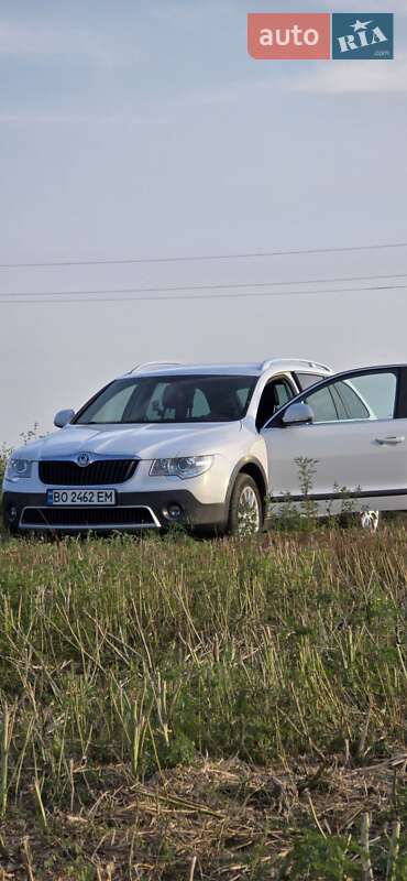 Універсал Skoda Superb Scout 2012 в Тернополі