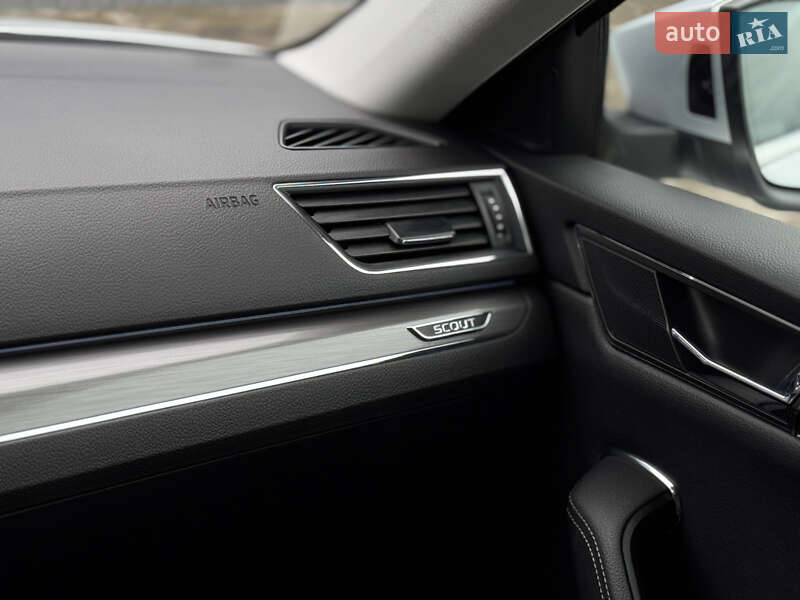 Универсал Skoda Superb Scout 2020 в Ровно