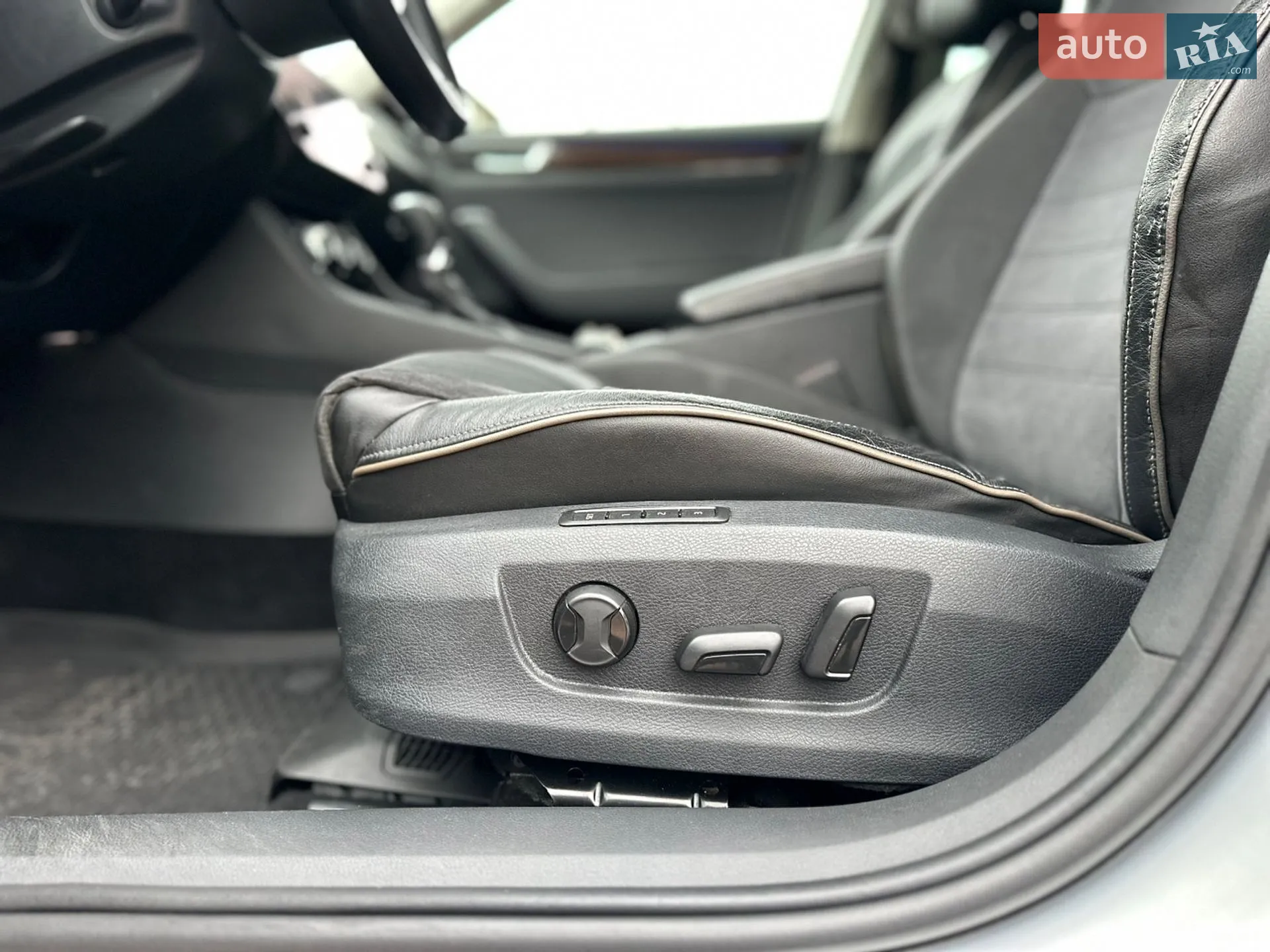2020 Skoda Superb - мініатюра 22
