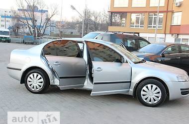 Седан Skoda Superb 2006 в Чернівцях