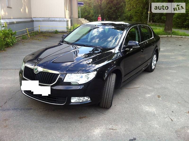 Седан Skoda Superb 2012 в Киеве