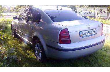 Седан Skoda Superb 2004 в Краматорске