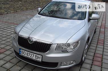 Седан Skoda Superb 2011 в Тернополе