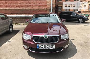 Седан Skoda Superb 2010 в Харькове