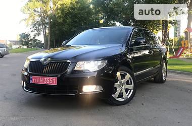 Седан Skoda Superb 2010 в Киеве