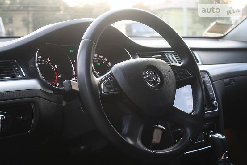 Лифтбек Skoda Superb 2013 в Каменском