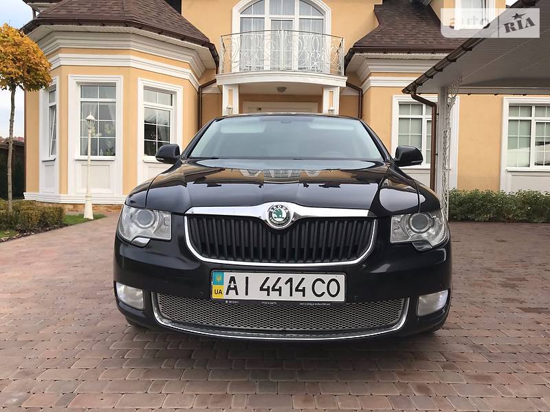 Седан Skoda Superb 2012 в Києві