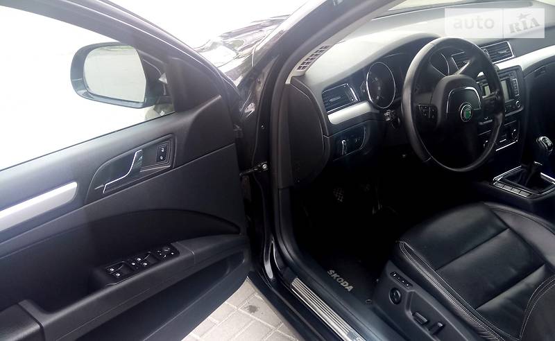 Лифтбек Skoda Superb 2012 в Мукачево