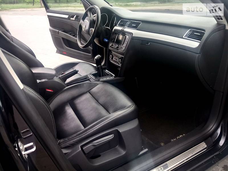 Лифтбек Skoda Superb 2012 в Мукачево