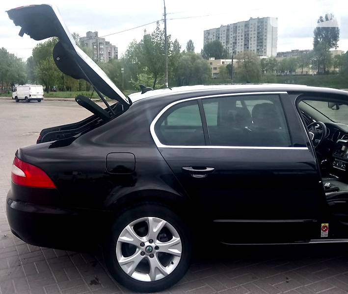 Лифтбек Skoda Superb 2012 в Мукачево