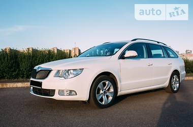 Универсал Skoda Superb 2011 в Кривом Роге