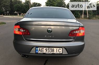 Лифтбек Skoda Superb 2013 в Кривом Роге