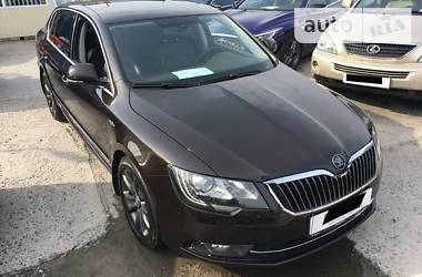 Седан Skoda Superb 2014 в Хмельницком