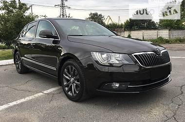 Седан Skoda Superb 2014 в Хмельницком