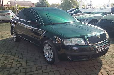 Седан Skoda Superb 2004 в Кривом Роге