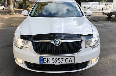 Универсал Skoda Superb 2010 в Тернополе