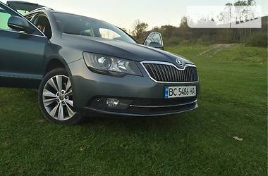 Универсал Skoda Superb 2013 в Львове