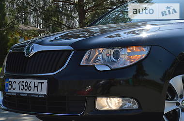 Универсал Skoda Superb 2013 в Дрогобыче