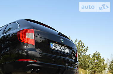 Универсал Skoda Superb 2013 в Дрогобыче