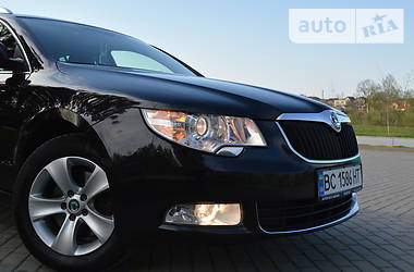 Универсал Skoda Superb 2013 в Дрогобыче