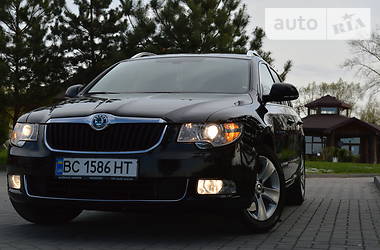 Универсал Skoda Superb 2013 в Дрогобыче