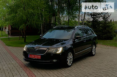 Універсал Skoda Superb 2015 в Луцьку