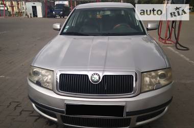 Седан Skoda Superb 2004 в Черновцах