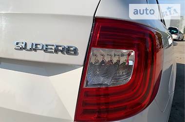Універсал Skoda Superb 2014 в 