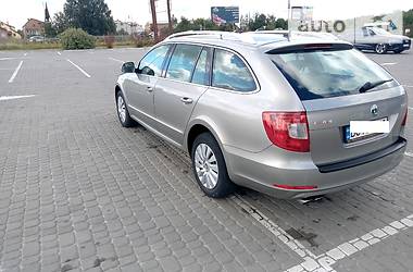 Внедорожник / Кроссовер Skoda Superb 2010 в Львове