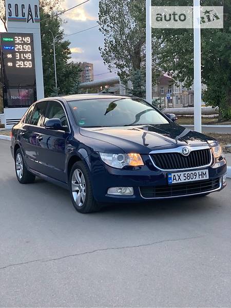 Седан Skoda Superb 2009 в 