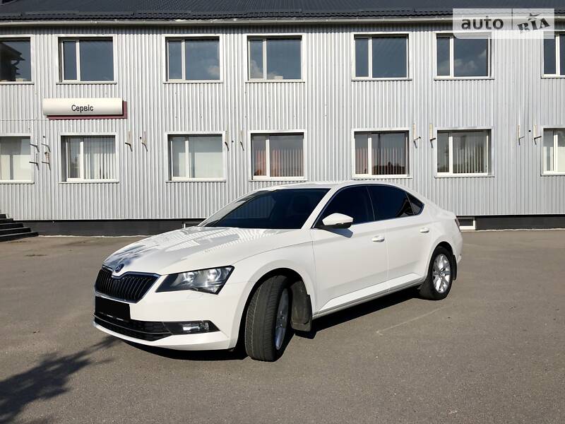 Седан Skoda Superb 2017 в Сумах