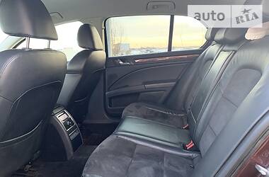 Седан Skoda Superb 2010 в 