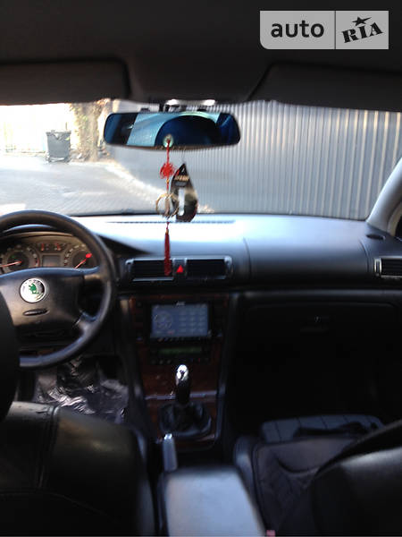 Седан Skoda Superb 2003 в Миколаєві