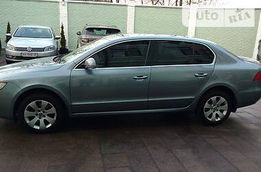 Седан Skoda Superb 2012 в Києві