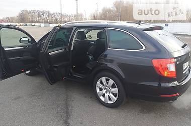 Універсал Skoda Superb 2010 в Сарнах