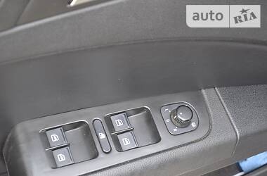Седан Skoda Superb 2010 в 