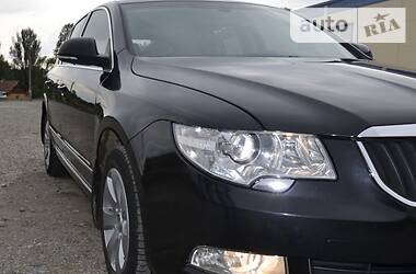 Седан Skoda Superb 2010 в 