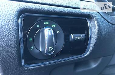 Універсал Skoda Superb 2011 в 