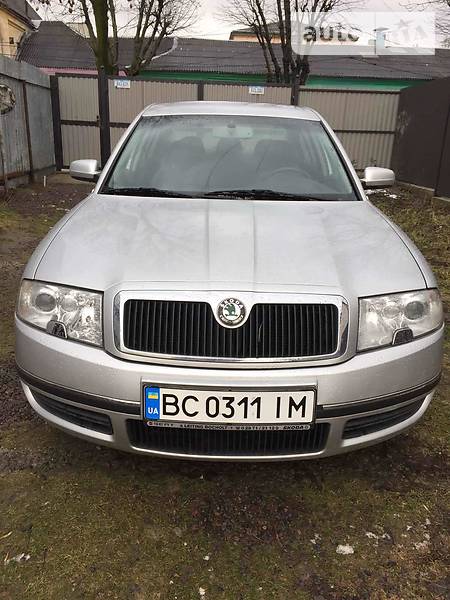 Седан Skoda Superb 2005 в 