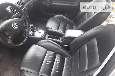 Седан Skoda Superb 2005 в 
