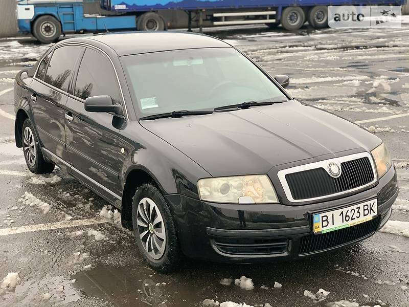 Седан Skoda Superb 2006 в Горішніх Плавнях