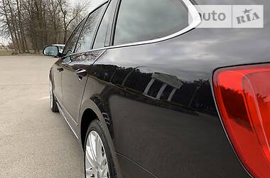 Універсал Skoda Superb 2011 в 