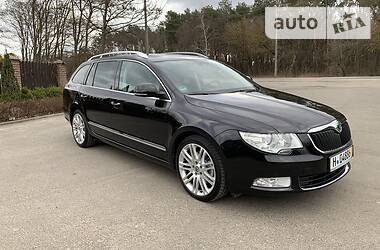 Універсал Skoda Superb 2011 в 
