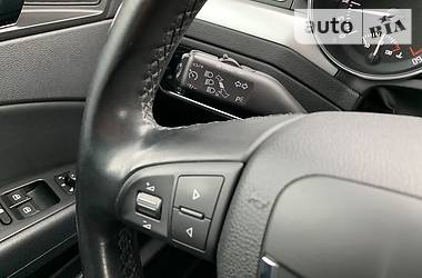 Універсал Skoda Superb 2011 в 