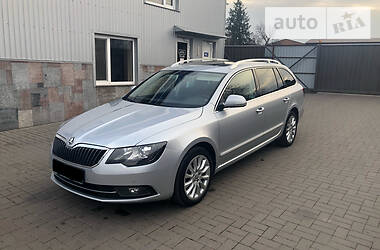 Универсал Skoda Superb 2013 в Умани