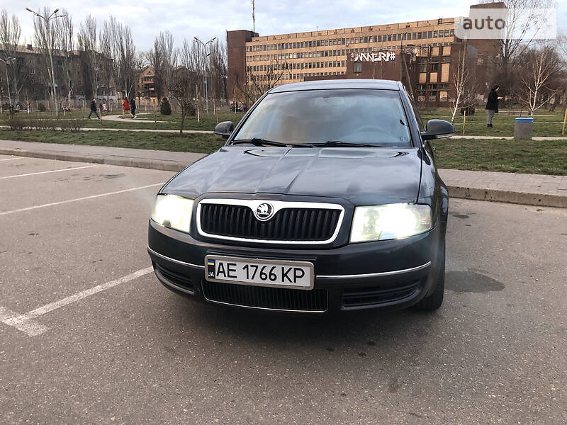 Седан Skoda Superb 2008 в Кривому Розі